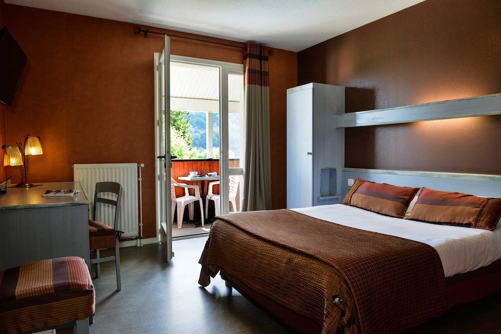 HOTEL LE VIEUX LOGIS 4/34