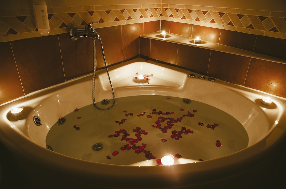 Dolce Vita Suites Hotel 25/48