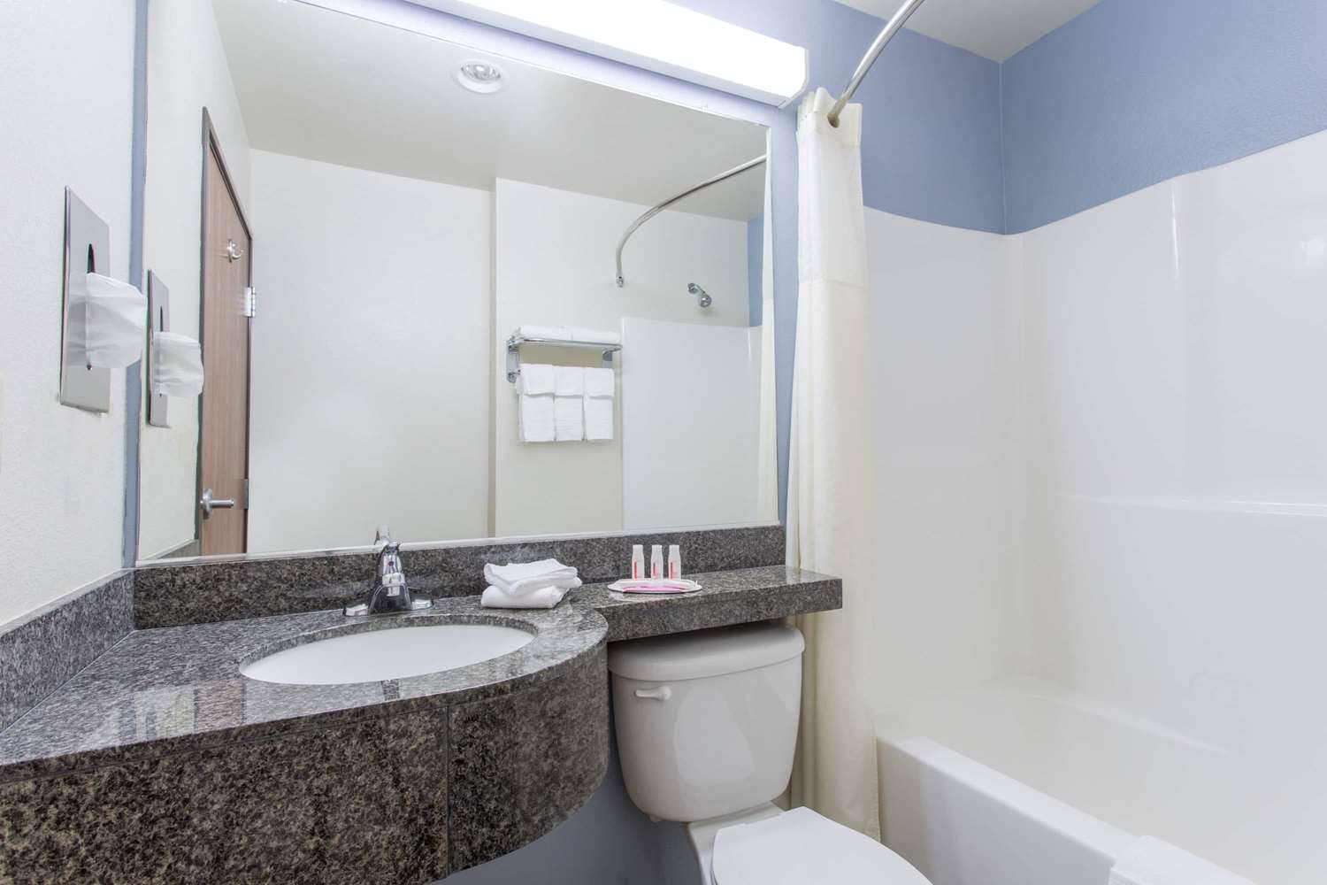 Microtel Inn Suites Klamath Falls 24/26