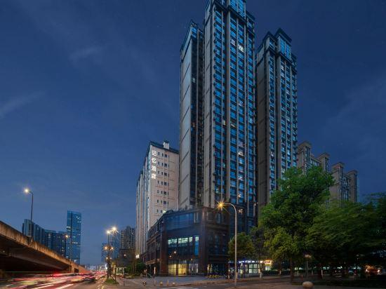 Memory Hotel (Chengdu Dongjiao Memory) 2/28