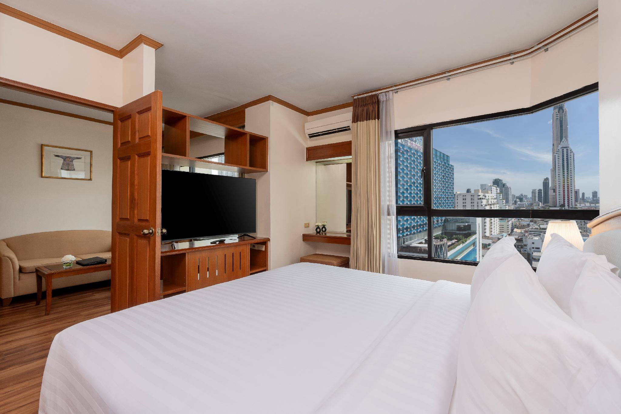 Junior Suite, Smoking