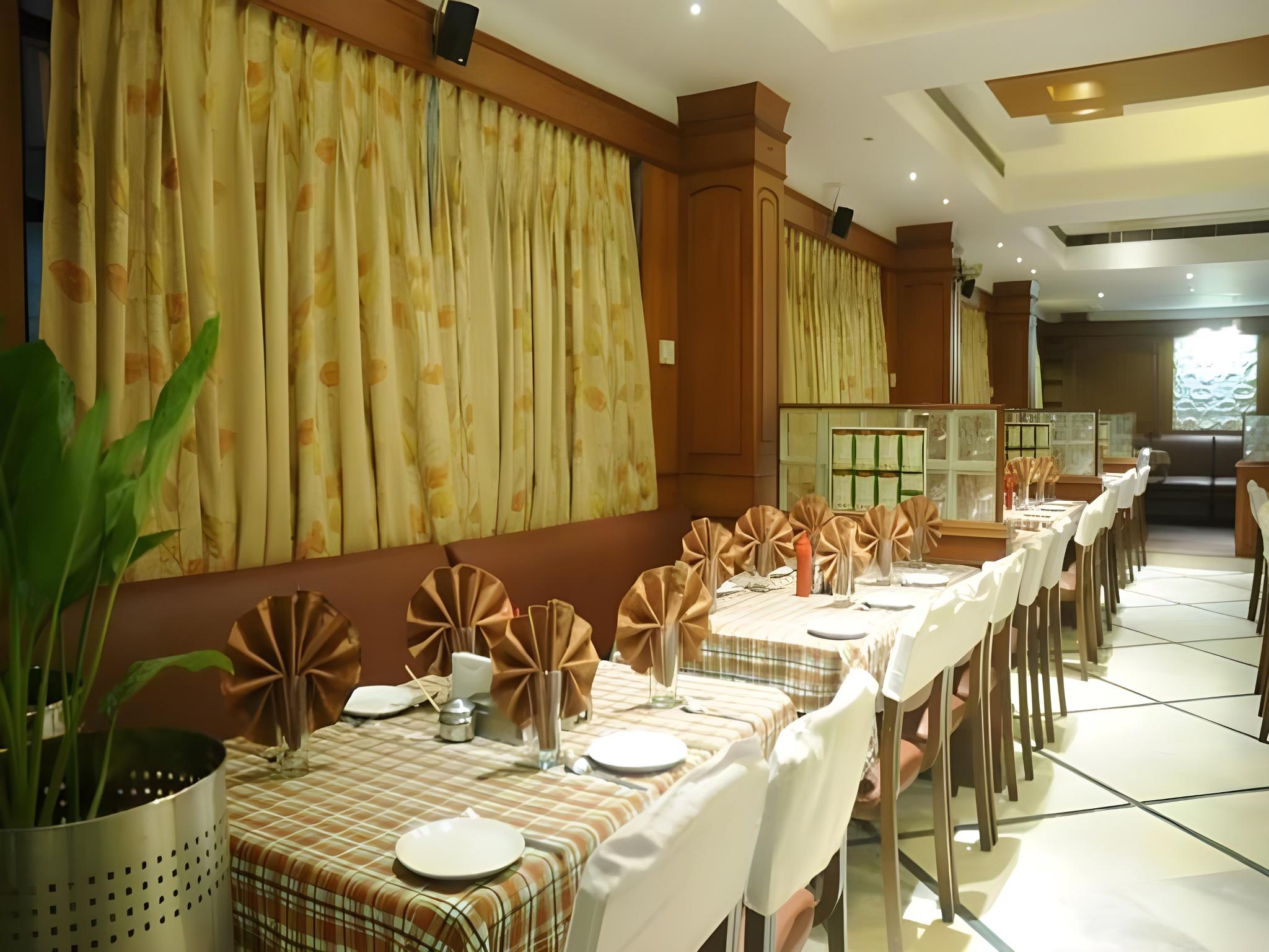 MAURYA RESIDENCY 47/55