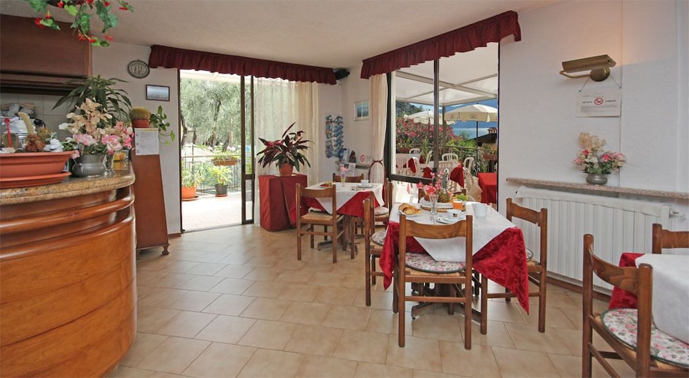 Hotel Augusta Garni 36/63