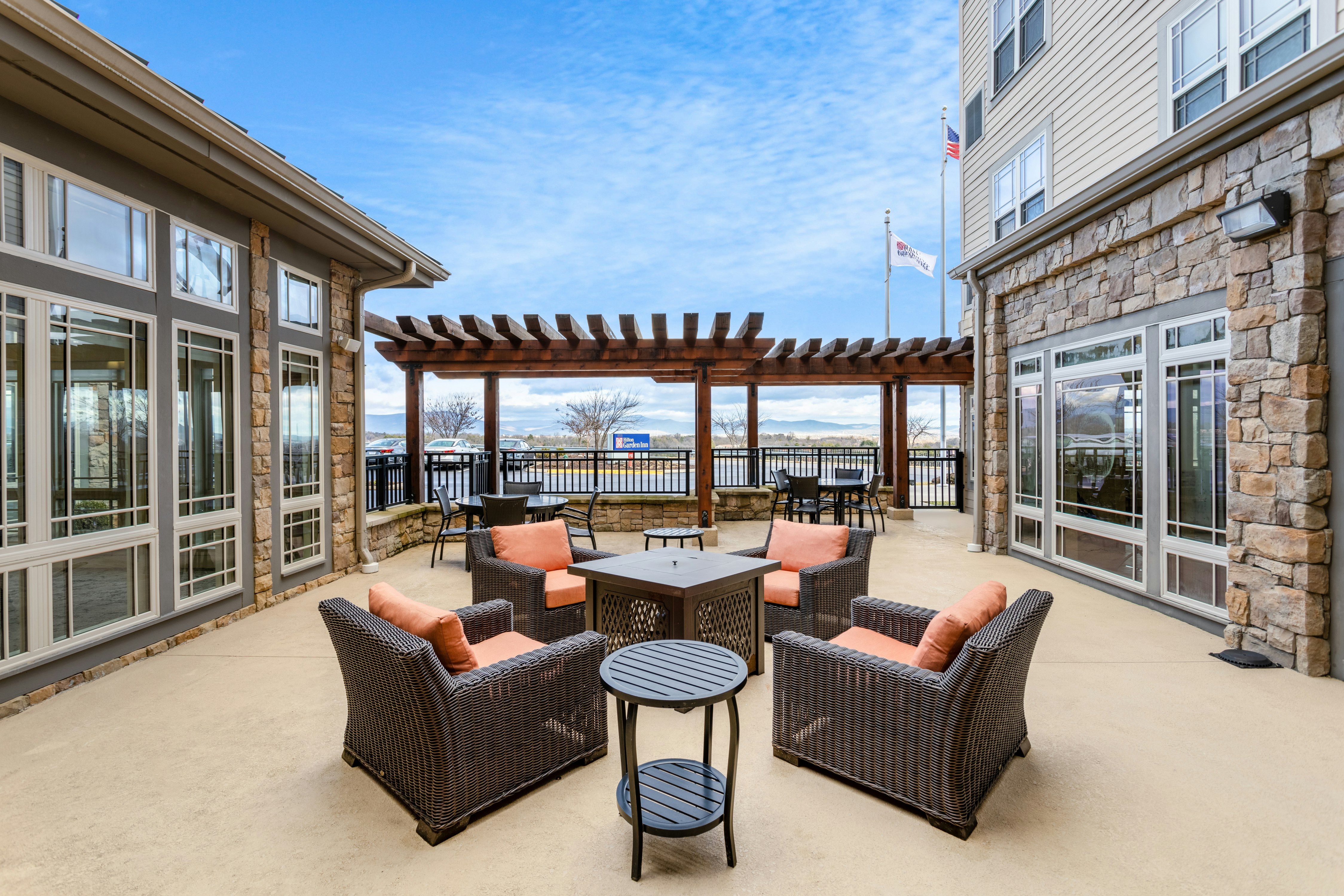 Hilton Garden Inn Roanoke 12/26