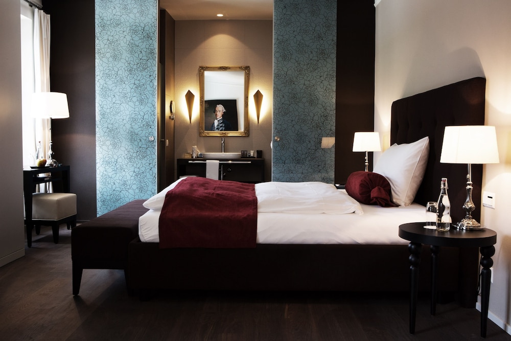 BOUTIQUE, JUNIOR SUITE