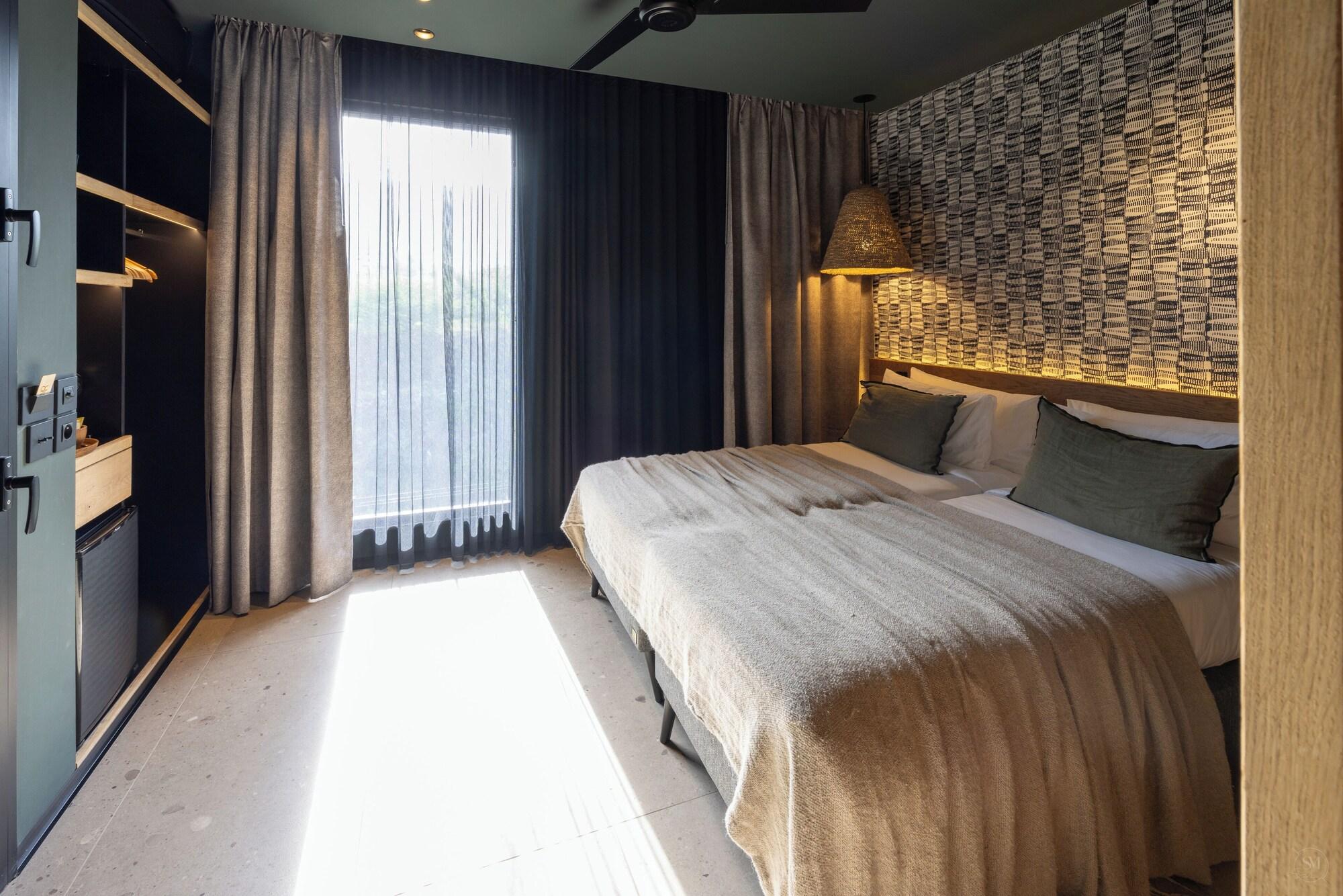 Wood Hotel & Spa 10/50