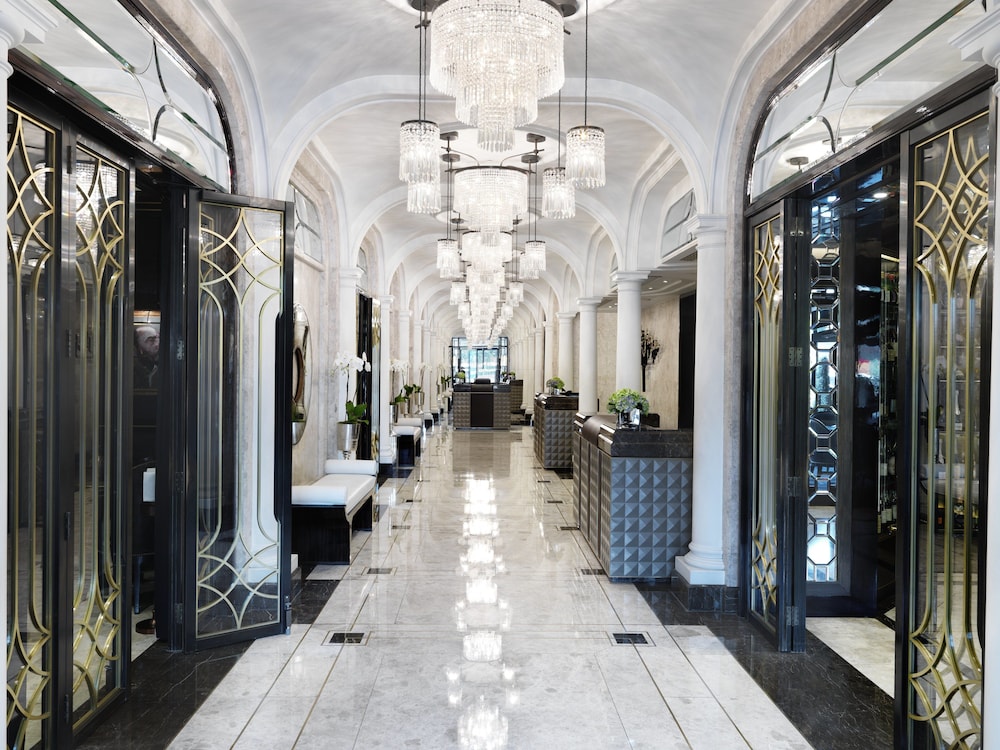 The Wellesley Knightsbridge A Luxury Collection Hotel, London 29/57