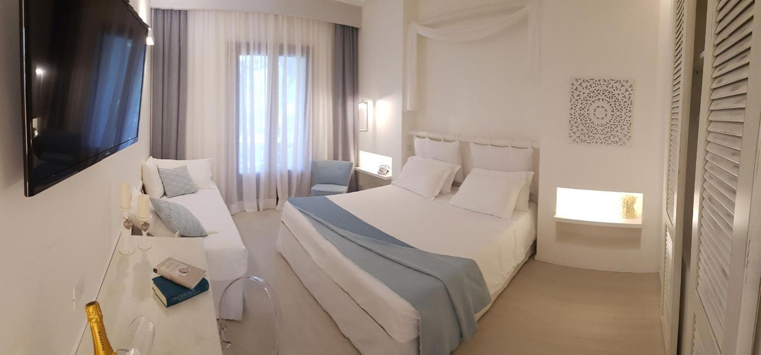 غرفة سوبيريور ثلاثية، HOTEL GABBIANO BEACH 2/10