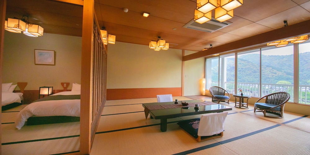 Iwakuni Kokusai Kanko Hotel 58/73