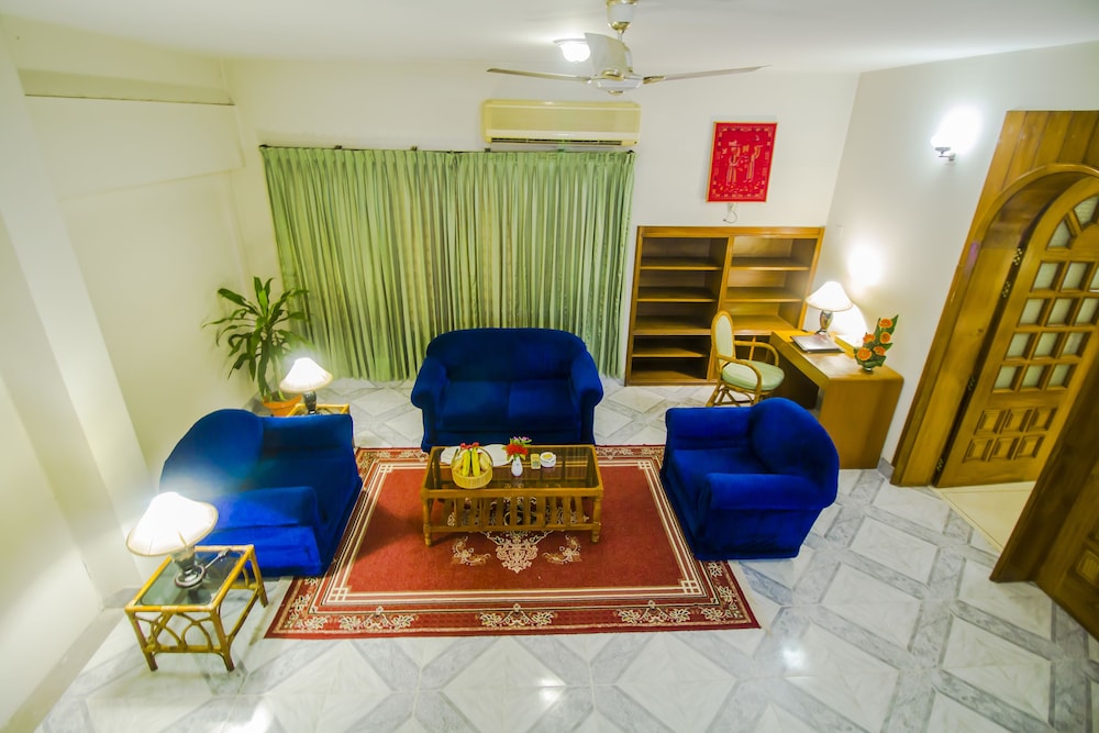ASIA PACIFIC HOTEL 36/50