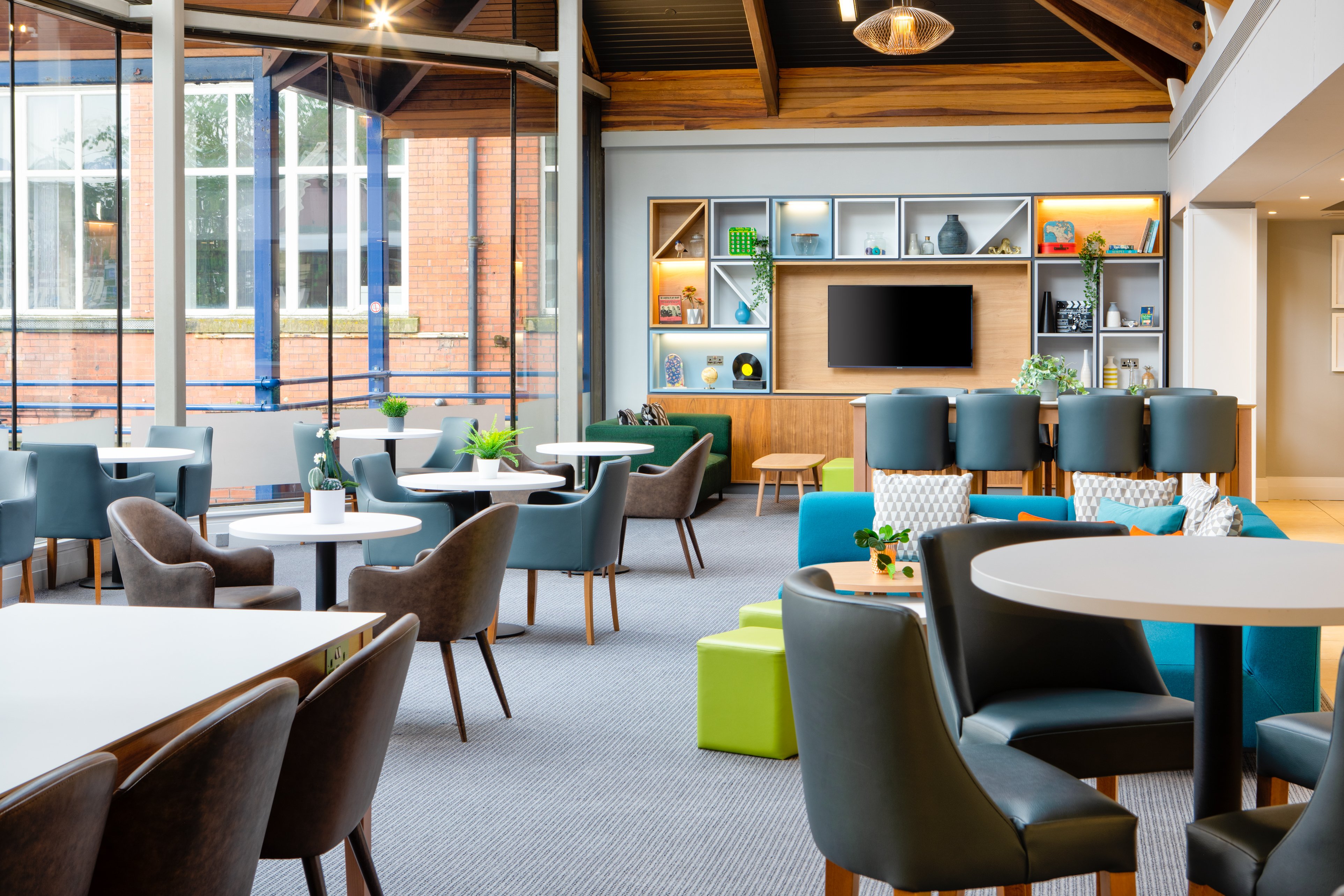 Holiday Inn Bolton Centre 27/50