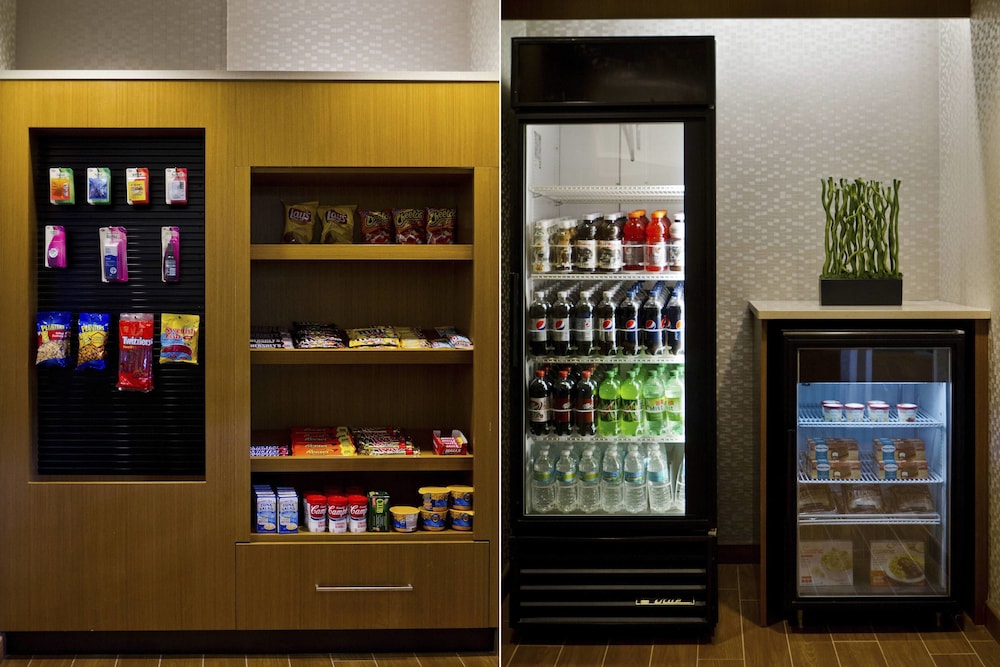 SpringHill Suites by Marriott Sarasota Bradenton 22/34