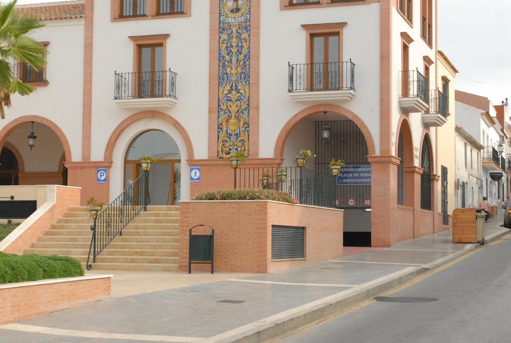 Hotel La Pinta 34/41