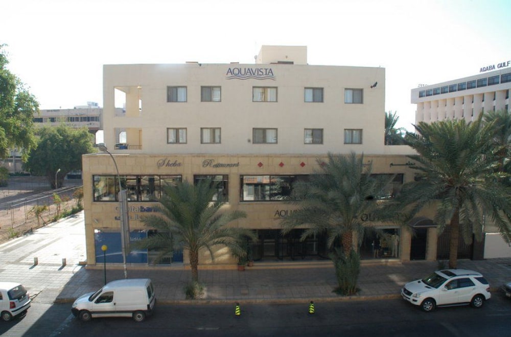 Aquavista Hotel & Suite 38/42