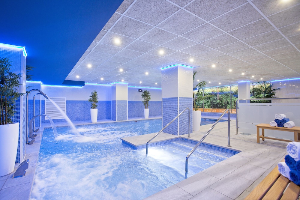 Sunset Beach Club Aparthotel 32/50