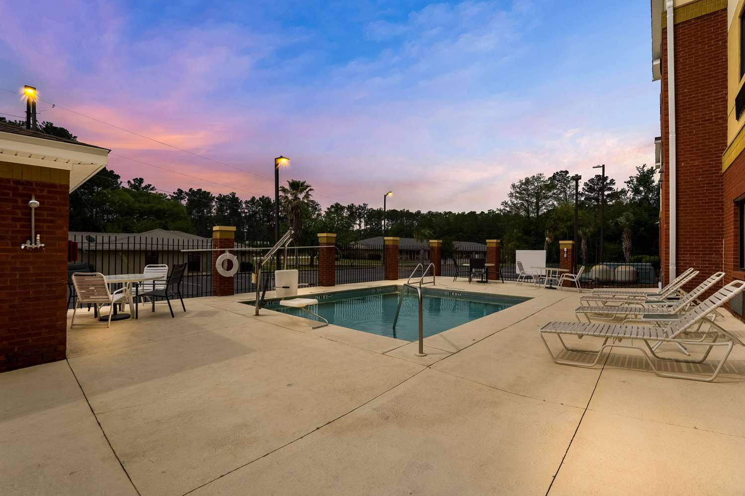 Comfort Inn & Suites Chipley I-10 32/34