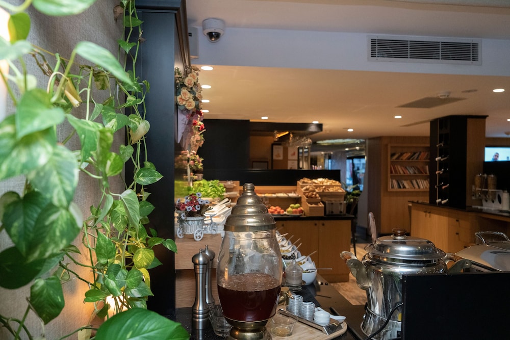 Sky Kamer Boutique Hotel 61/78