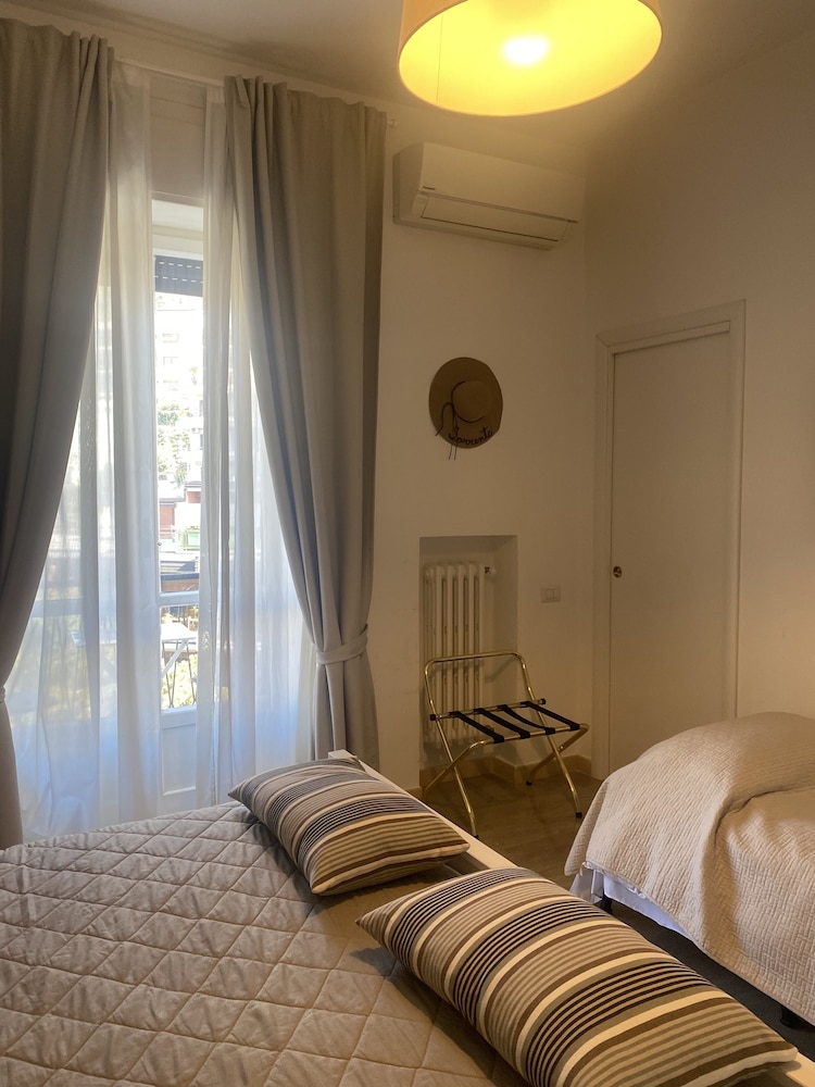 Panoramic Rooms Salerno 12/49