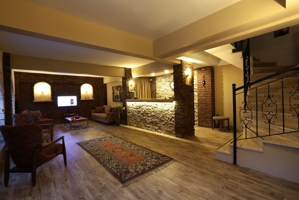 Himm Hotel 43/68
