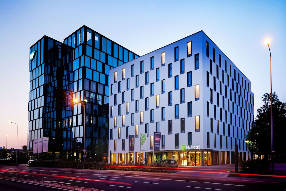 H+ Hotel Eschborn 4/43