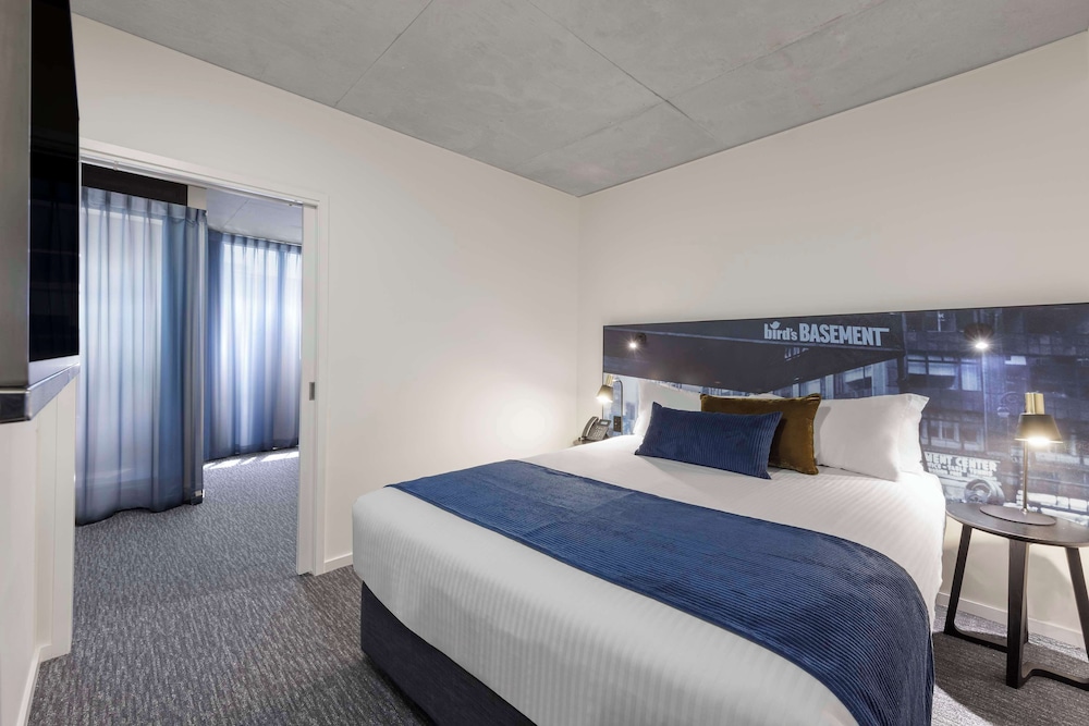Oaks Melbourne St Kilda Road Hotel 21/64