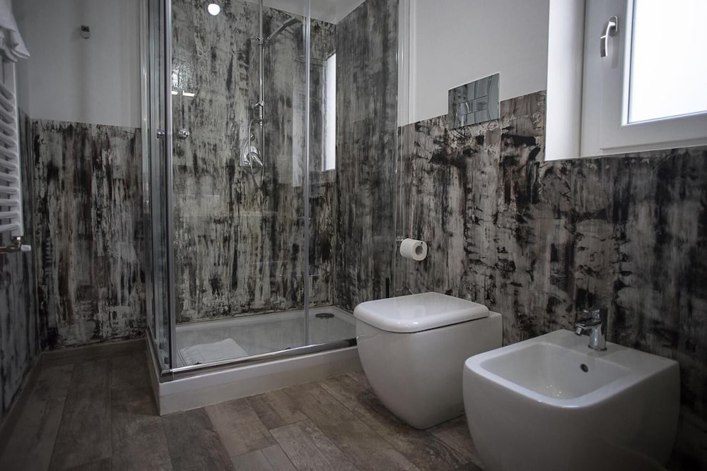 Sorahnia Design House 43/48