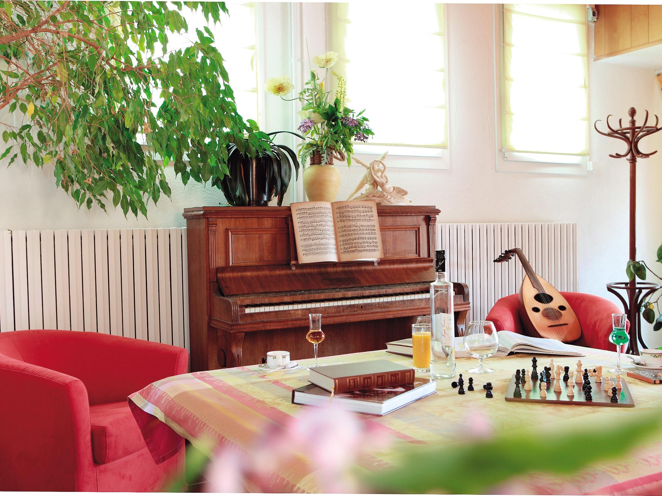 Logis Hotel des Lacs 6/15