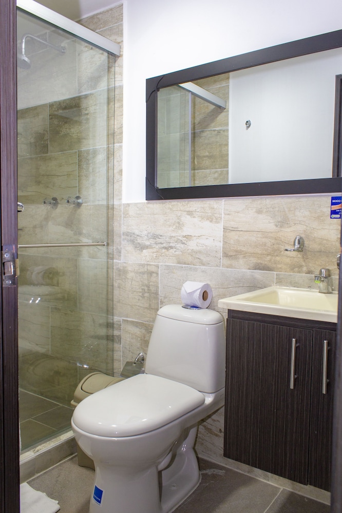 Azor Hotel Cali Versalles Ex Vizcaya Real 37/69