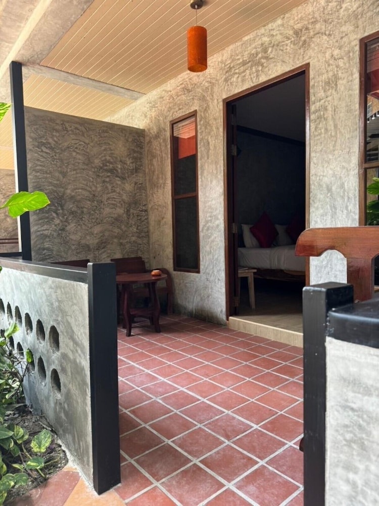 Araya Boutique Hotel 13/69