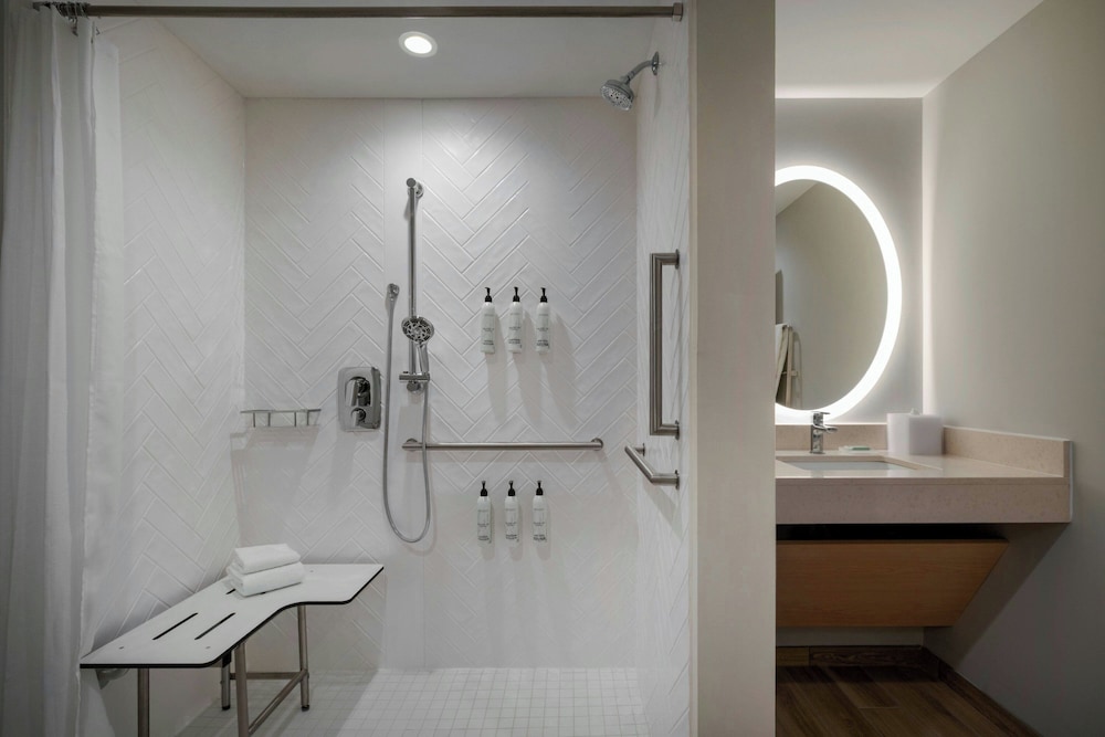Towneplace Suites By Marriott Lancaster, PA 36/41