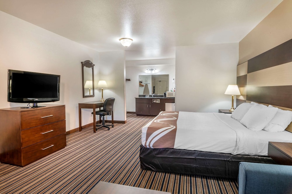 Quality Inn Central Roseburg 17/30