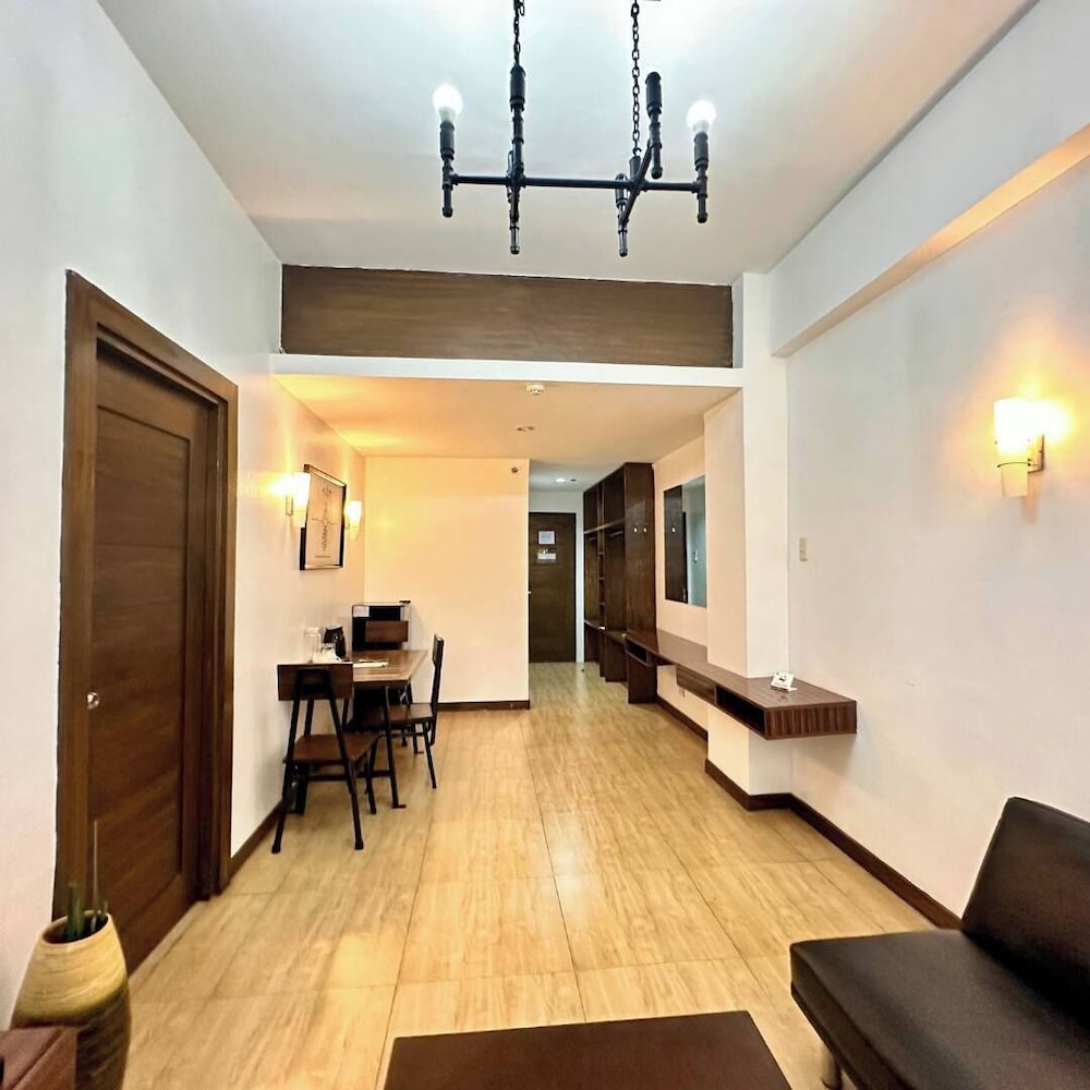 BIG Hotel 43/66