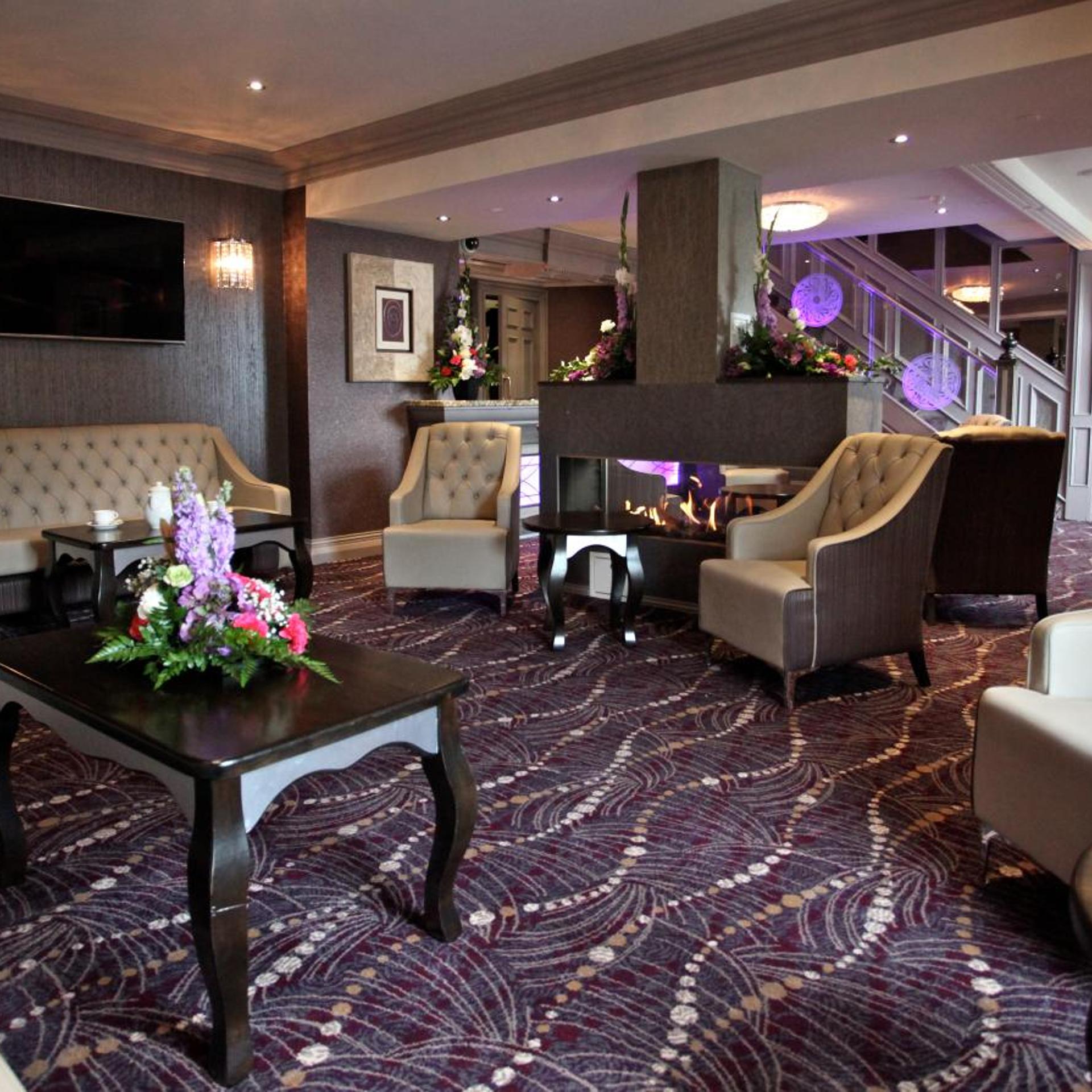 Greenvale Hotel & Restaurant 41/59