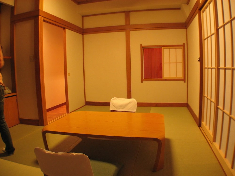 Hotel Izumiya 38/68