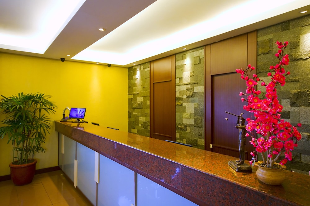 MUTIARA HOTEL 3/30