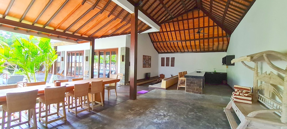 The Trawangan Resort 55/77
