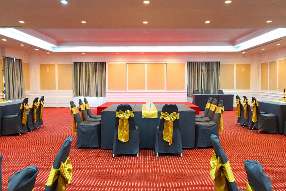 Pooh Beach Resort and Spa 43/57