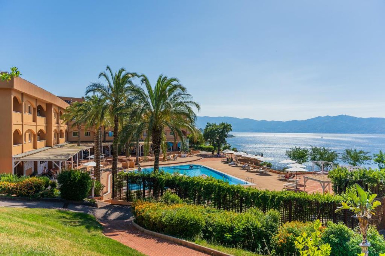 Altafiumara Resort & Spa 33/36