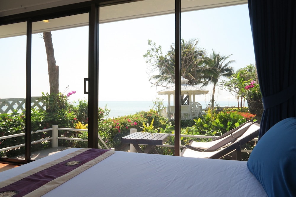 Chomtalay Resort At Had Chaosamran Beach 7/34