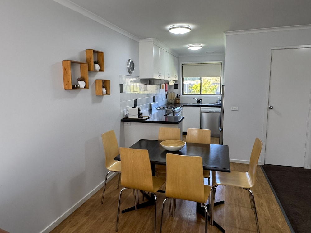 BARWON VALLEY LODGE 41/64