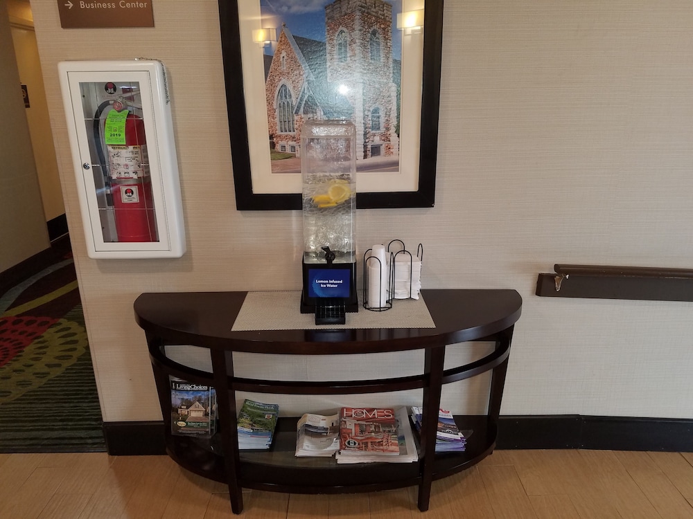 Comfort Inn North of Asheville 28/35