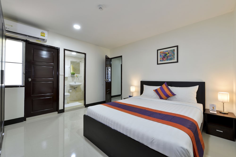Studio Residence Sukhumvit 71 11/48