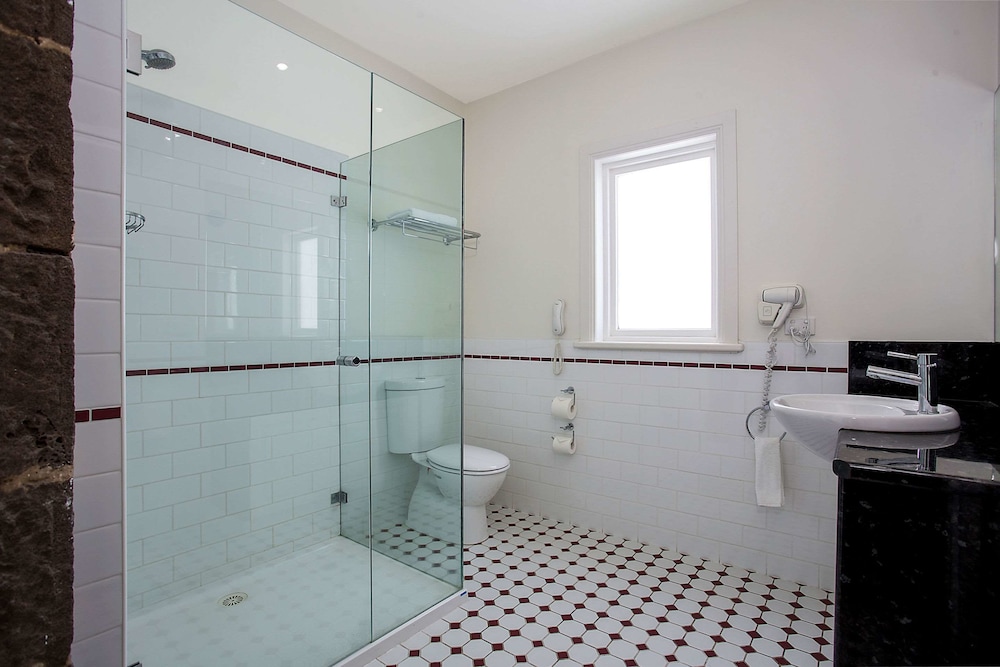 Quality Hotel Bentinck 17/35