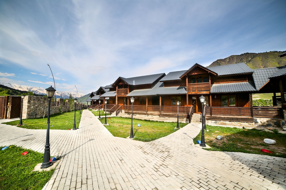 Hotel Banguriani 20/20