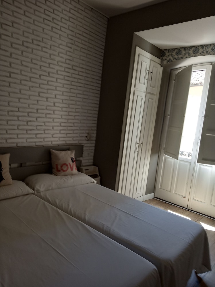 Hostal Le Vintage 11/23