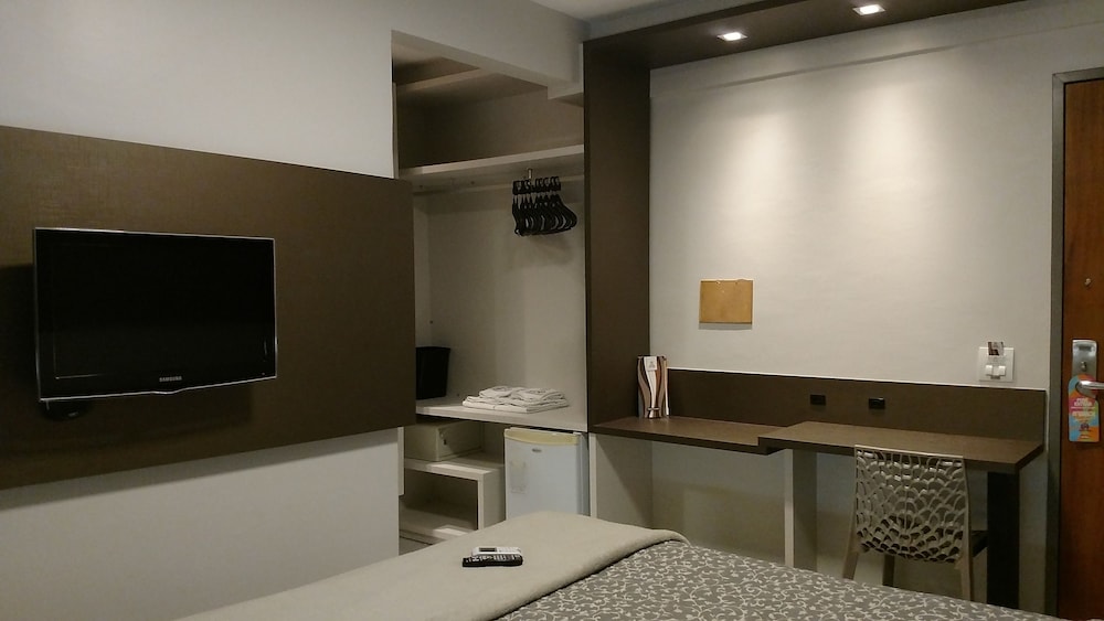 Palmas Executivo Hotel 62/74