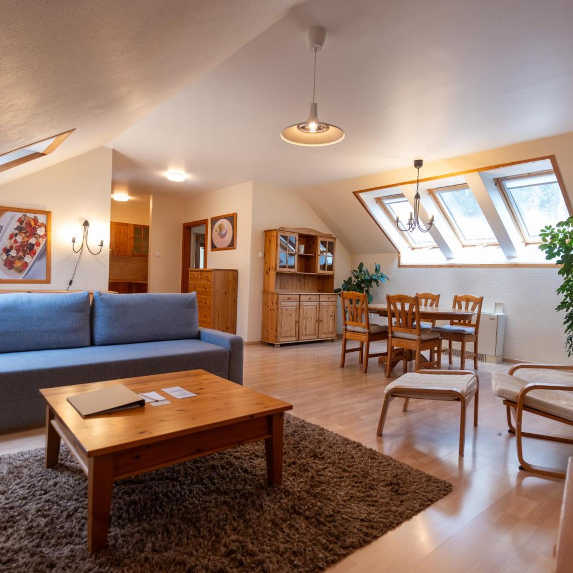 Imola Udvarhaz Dessert Hotel 30/50