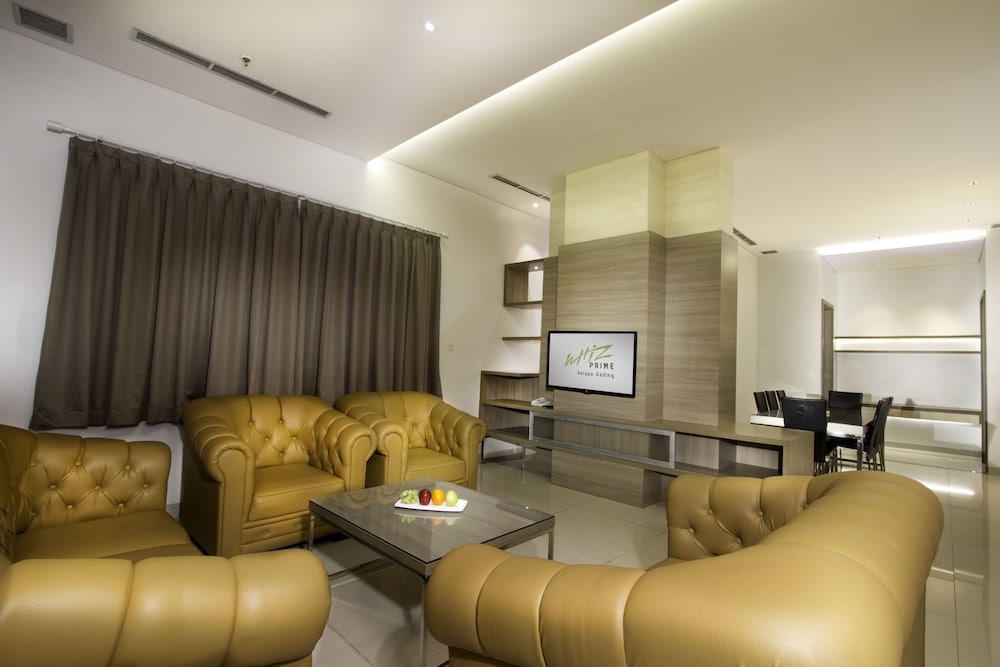 Whiz Prime Kelapa Gading 53/71