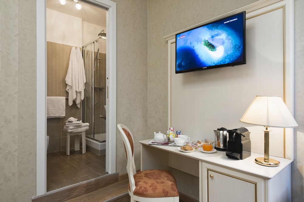 Relais Bocca di Leone 34/35