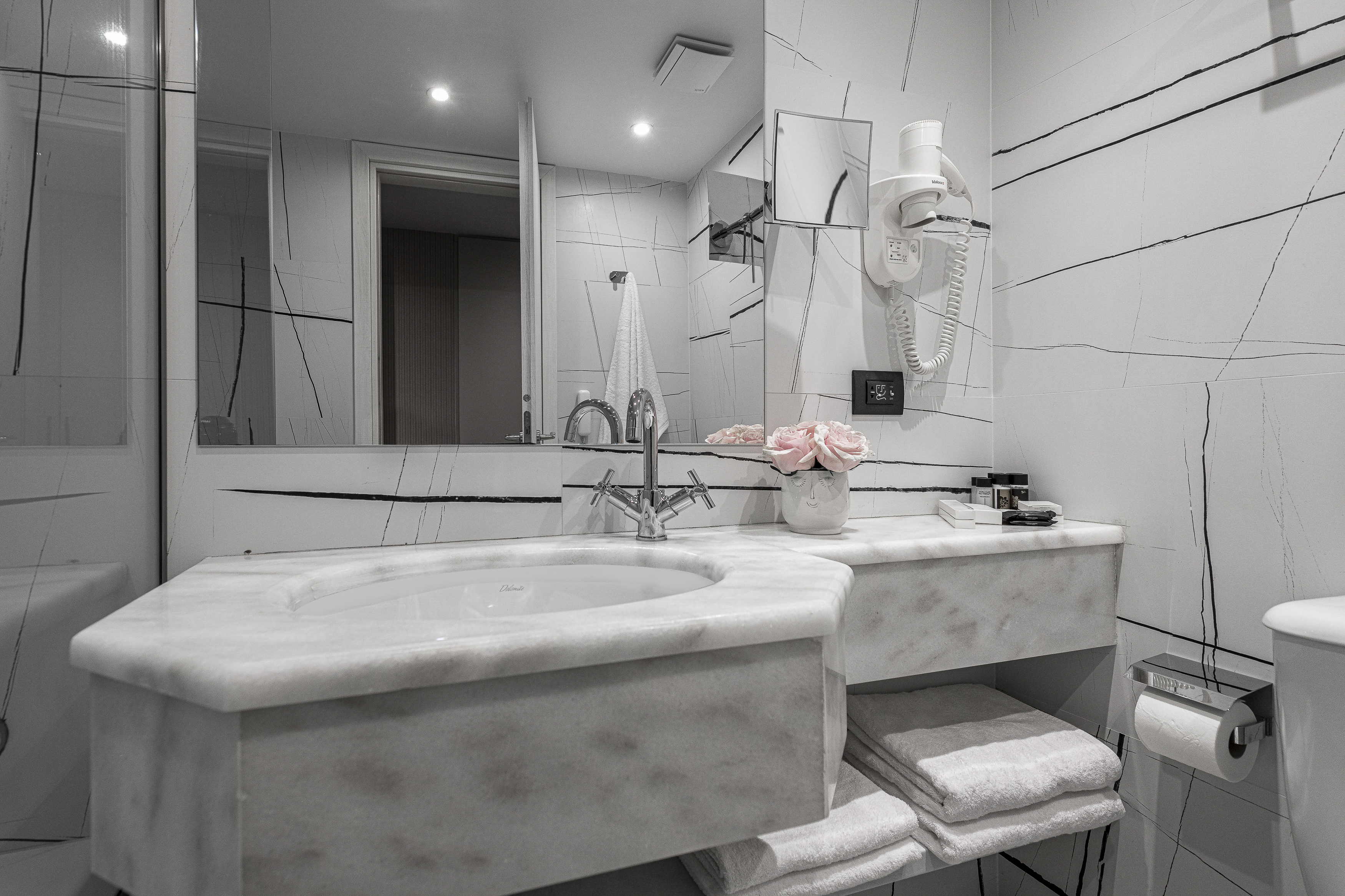 غرفة اقتصادية مفردة بسرير مزدوج، Astor Hotel 4/4